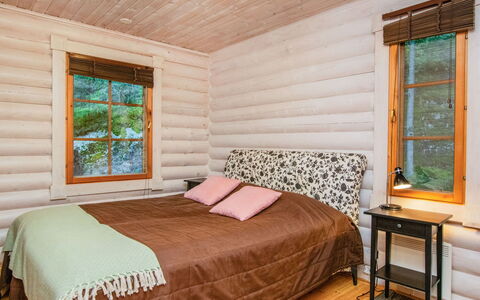 Villa Saimaa: Madera, Diseño De Interiores, Habitación, Piso, Mueble, Suelo, Cama, Linos, Sábana, Marco De La Cama