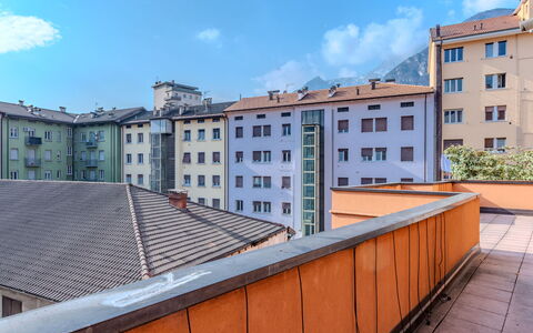Centro Piave: Tiempo De Día, Pared, Edificio, Ventana, Departamento, Barrio Residencial, Área Urbana, Arquitectura, Barrio, Diseño Urbano