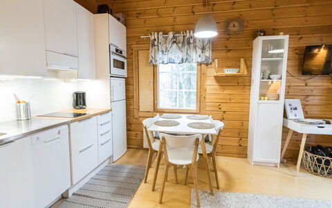 Ylläs-Suppa: Cabaña, Casa, Casa, Edificios Del Jardín, Vía Muerta, Cuarto De Troncos, Casa De Campo, Inmuebles, Cobertizo, Yarda