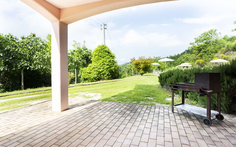 Villa Altavista: Jardín, Sombra, Pabellón, Paisajismo, Césped, Estructura Al Aire Libre, Eco Hotel, Yarda, Parque, Patio Interior