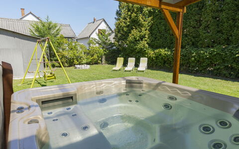 Wild Grape: Piscina, Bañera, Recurso, Jardín, Patio Interior, Manchas De Madera, Jacuzzi, Eco Hotel, Sombra