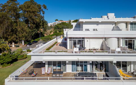 Viva One - Vip Properties: Barrio Residencial, Departamento, Inmuebles, Uso Mixto, Condominio, Mansión, Balcón, Recurso, Villa