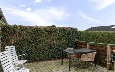 Arvi - 100M from the Sea