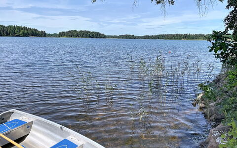 Hults-Kulla: Azul, Agua, Los Recursos Hídricos, Cuerpo De Agua, Camino Acuático, Barco, Watercraft, Corriente De Agua, Lago, Banco