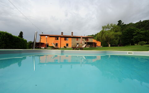 Villa Vindelbono: Piscina, Patio Interior, Hacienda, Mueble Para Exteriores, Eco Hotel, Recurso, Villa, Casa De Campo