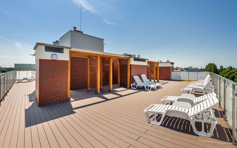 Bliżej Morza: Mueble, Silla, Mesa, Departamento, Mueble Para Exteriores, Balcón, Cocina Y Comedor Mesa, Condominio, Sombra, Patio