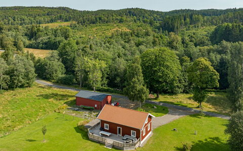 Teåker: Hierba, Árbol, Pradera, Paisaje, Llanura, Área Rural, El Terreno Del Lote, Casa, Cabaña, Asentamientos Humanos