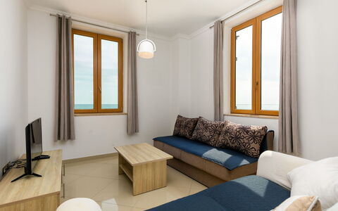 Alojamiento:&nbsp;Aparthotel Rotonda Inn 140.2