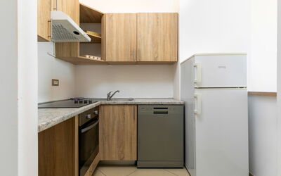 Alojamiento:&nbsp;Aparthotel Rotonda Inn 140.2