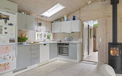 Franke - 1.2Km from the Sea
