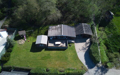 Hilde - 75M from the Sea: Azul, Cabaña, Casa, Casa, Casa De Campo, Inmuebles, Vía Muerta