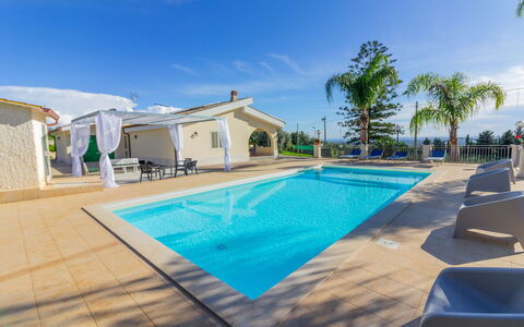 Villa Ninfa: Piscina, Ocio, Recurso, Hotel, Centro De Ocio, Villa, Eco Hotel, Ciudad De Vacaciones