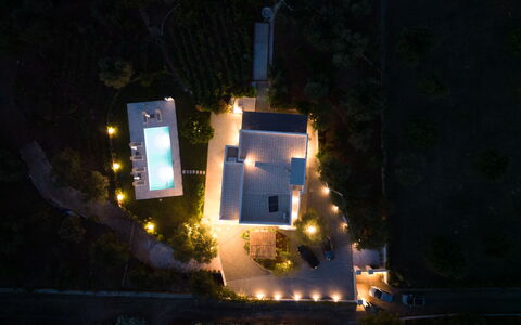 Lacorte di Ninetta: Piscina, Inmuebles, Recurso, Eco Hotel, Oscuridad, La Iluminación Del Paisaje, Villa, Paisajismo, Noche, Mansión