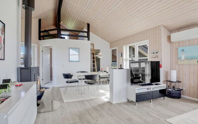 Anthea - 450M from the Sea
