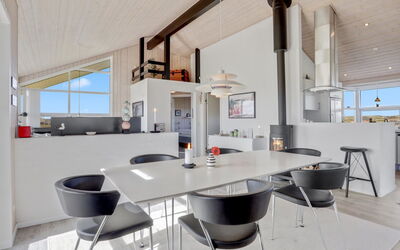 Anthea - 450M from the Sea