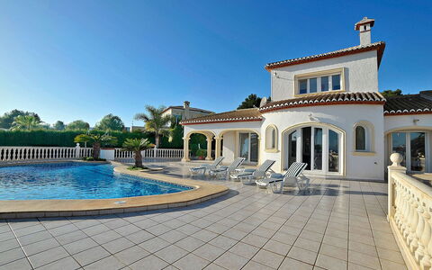 Arborcer: Propiedad, Edificio, Inmuebles, Casa, Casa, Bienes Raíces, Mansión, Villa, Piscina, Arquitectura