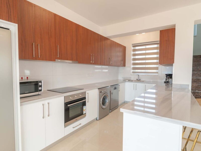 Luxuriöse Villa mit Privatem Pool und Whirlpool