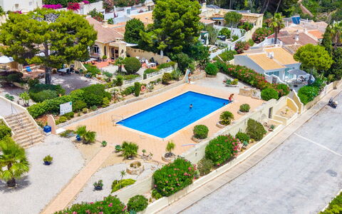 Pueblo de la Luz: Diseño Urbano, Recurso, Inmuebles, Paisajismo, Piscina, Ciudad De Vacaciones, Vista Panorámica, Fotografía Aérea, Hotel, Villa
