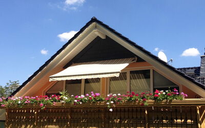 Großzügige Ferienwohnung mit Balkon