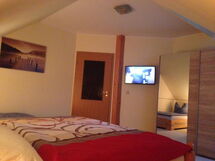 Großzügige Ferienwohnung mit Balkon