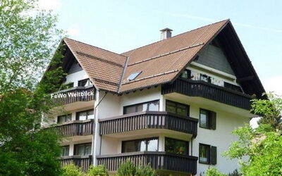 Moderne Ferienwohnung mit Balkon