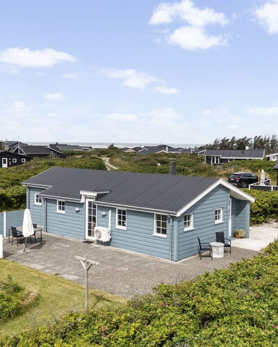 Gjuro - 400M from the Sea
