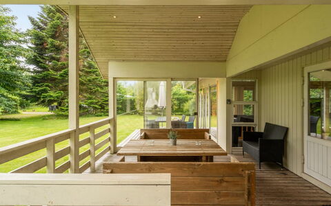 Ilwith - 400M from the Sea: Cabaña, Patio Interior, Yarda, Edificios Del Jardín, Cobertizo, Vía Muerta, Mueble Para Exteriores, Cuarto De Troncos, Estructura Al Aire Libre, Choza