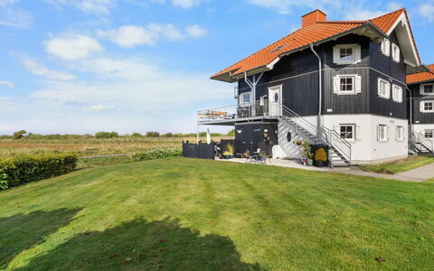 Alitta - 240M from the Sea: Azul, Cabaña, Casa, Casa, Casa De Campo, Inmuebles, Vía Muerta
