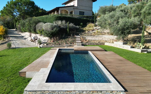 Villa Carciofa: Piscina, Material Compuesto, Jardín, Fuente De Agua, Paisajismo, Patio Interior