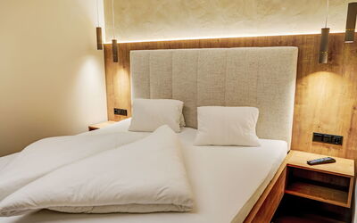 Alojamiento:&nbsp;Aparthotel Iris 645.4