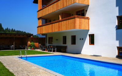 Auffach 645: Piscina, Manchas De Madera, Madera Dura, Villa, Eco Hotel, Hotel, Recurso