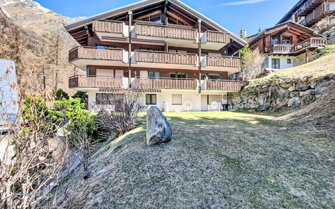 Sonnhalde a: Inmuebles, Paisajismo, Villa, Cobertura, Balcón