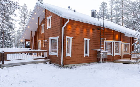 Lapinlisä: Arquitectura, Sombra, Estructura Al Aire Libre, Silla, Jardín, Pérgola, Maceta, Toldo, Paisajismo, Mueble Para Exteriores