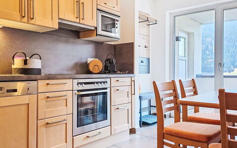 Glück auf: Mueble, Cocina, Diseño De Interiores, Aparato De Cocina, Mostrador, Gabinetes, Piso, Electrodoméstico, Madera, Habitación