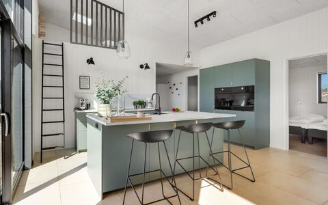 Marten - 500M from the Sea: Mueble, Diseño De Interiores, Cocina, Piso, Lámpara, Suelo, Mostrador, Techo, Silla, Cocina Y Comedor Mesa