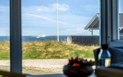 Månviva - 250M from the Sea