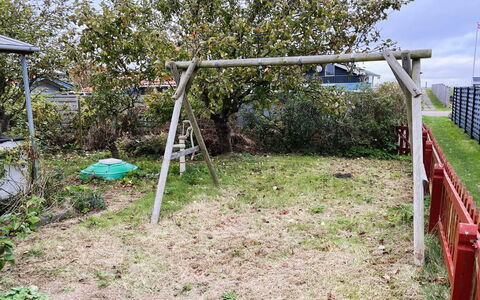 Ginger - 50M from the Sea: Techo, Casa, Casa, Cabaña, Puerta, Vía Muerta, Cubierta, Porche, Tablón, Madera Dura