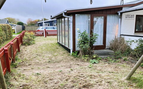 Ginger - 50M from the Sea: Techo, Casa, Casa, Cabaña, Puerta, Vía Muerta, Cubierta, Porche, Tablón, Madera Dura