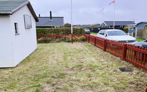 Ginger - 50M from the Sea: Techo, Casa, Casa, Cabaña, Puerta, Vía Muerta, Cubierta, Porche, Tablón, Madera Dura
