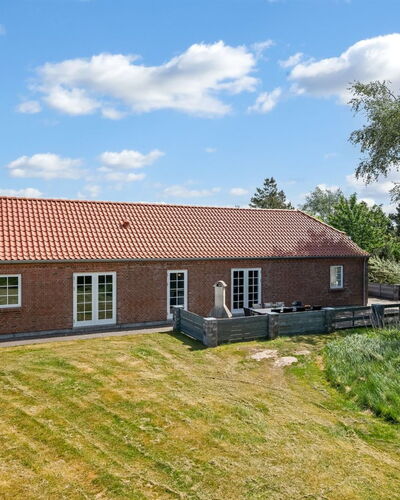 Sod - 3.2Km from the Sea