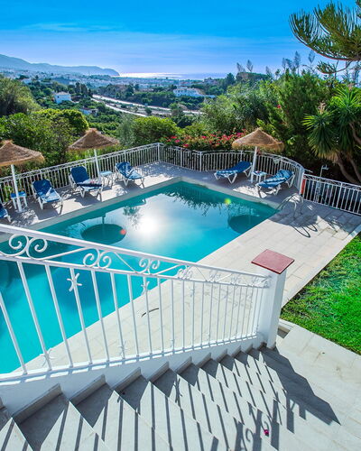 Monet: Azul, Piscina, Recurso, Ocio, Mueble Para Exteriores, Eco Hotel, Hotel, Inmuebles, Villa