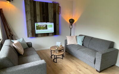 Renovierte Wohnung in Schwalefeld mit Garten, Terr