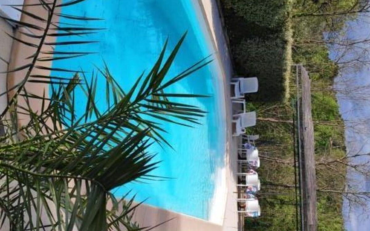 Schöne Provenzalische Villa les Carlets mit Pool