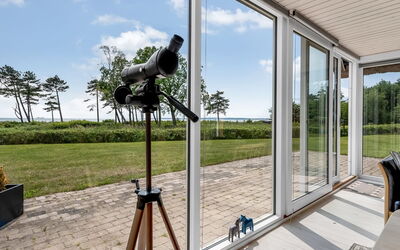 Ellanora - 50M from the Sea