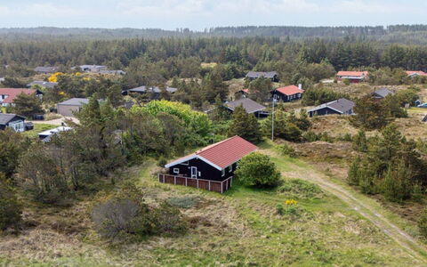 Ljuben - 1.1Km from the Sea