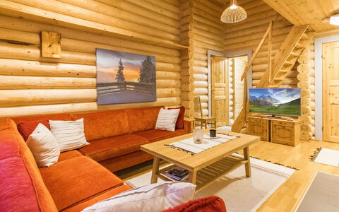 Salvostie 13, Hetta: Madera, Diseño De Interiores, Techo, Mueble, Piso, Suelo, Casa, Habitación, Sala, Manchas De Madera