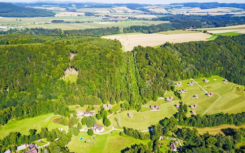 Green Valley Park Stárkov 9: Entorno Natural, Fotografía Aérea, Vista Panorámica, Paisaje Natural, Pradera, Paisaje, Llanura, El Terreno Del Lote, Área Rural, Pasto