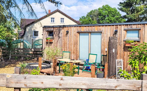 Tiny House Cottage Herbert: Madera, Cabaña, Área Rural, Patio Interior, Jardín, Edificios Del Jardín, Maderas, Yarda, Manchas De Madera, Cobertizo