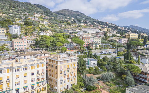 Focaincontromano Seaview, Genova: Ciudad, Edificio, Barrio Residencial, Área Urbana, Casa, By, Barrio, Verano, Departamento, Arquitectura