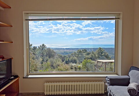 Villa Il Giardino: Vaso, La Luz Del Día, Sala